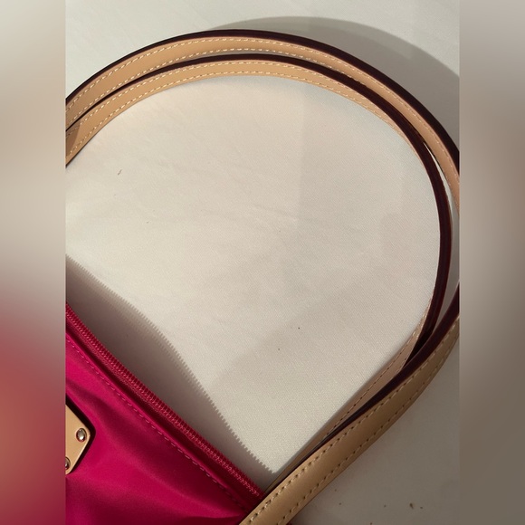 Kate Spade Tote - Picture 4 of 7
